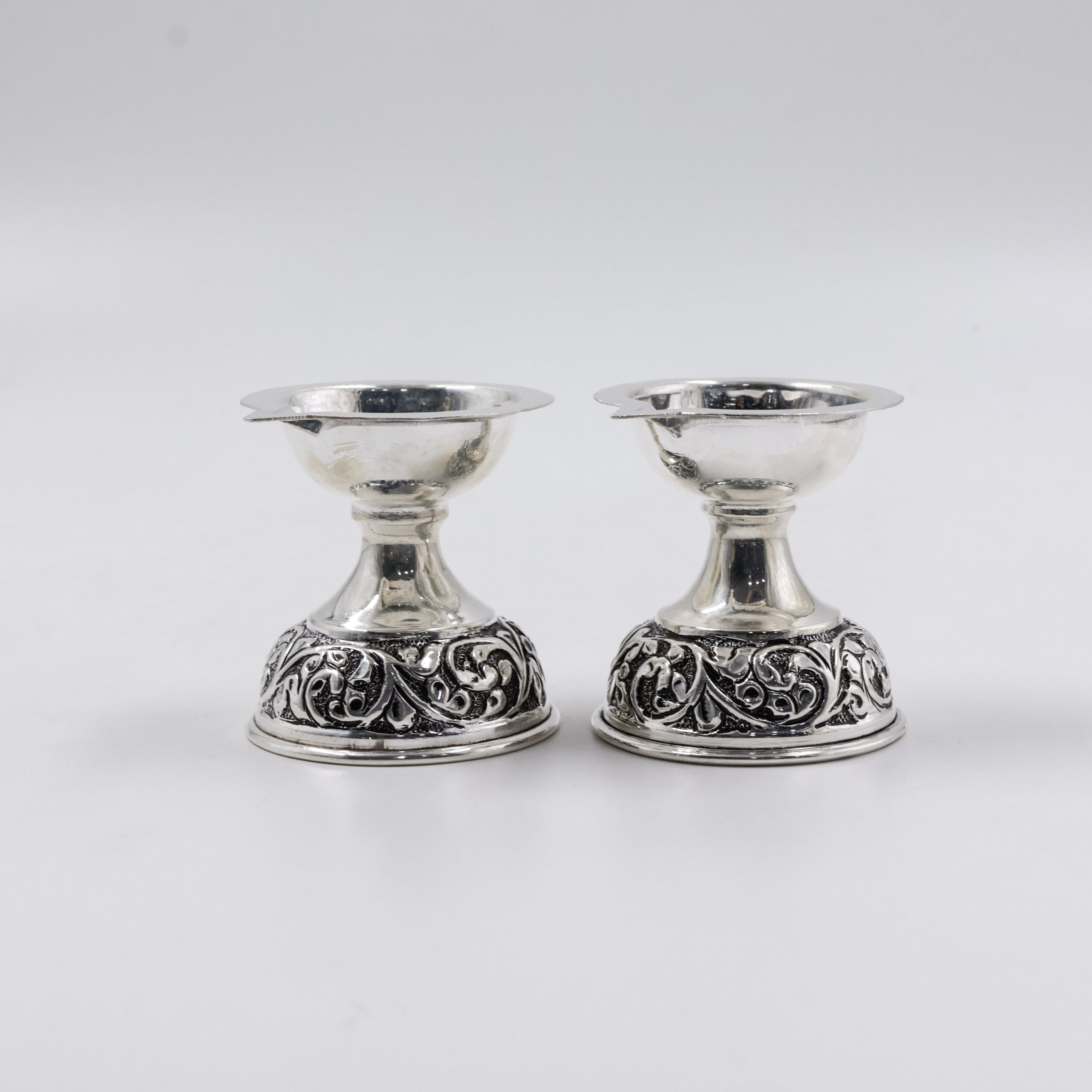 New Akshaya Jewellers - Silver Round Kundulu For Pooja